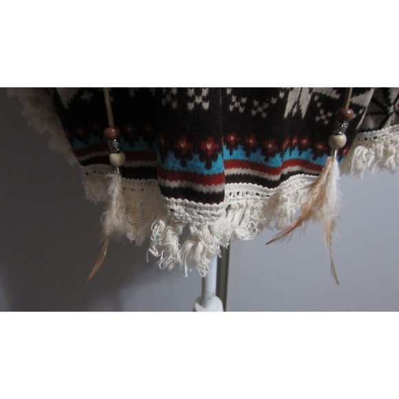 Earthbound Trading One Size Southwestern Snowflake Boho Tassel Poncho - Picture 3 of 6